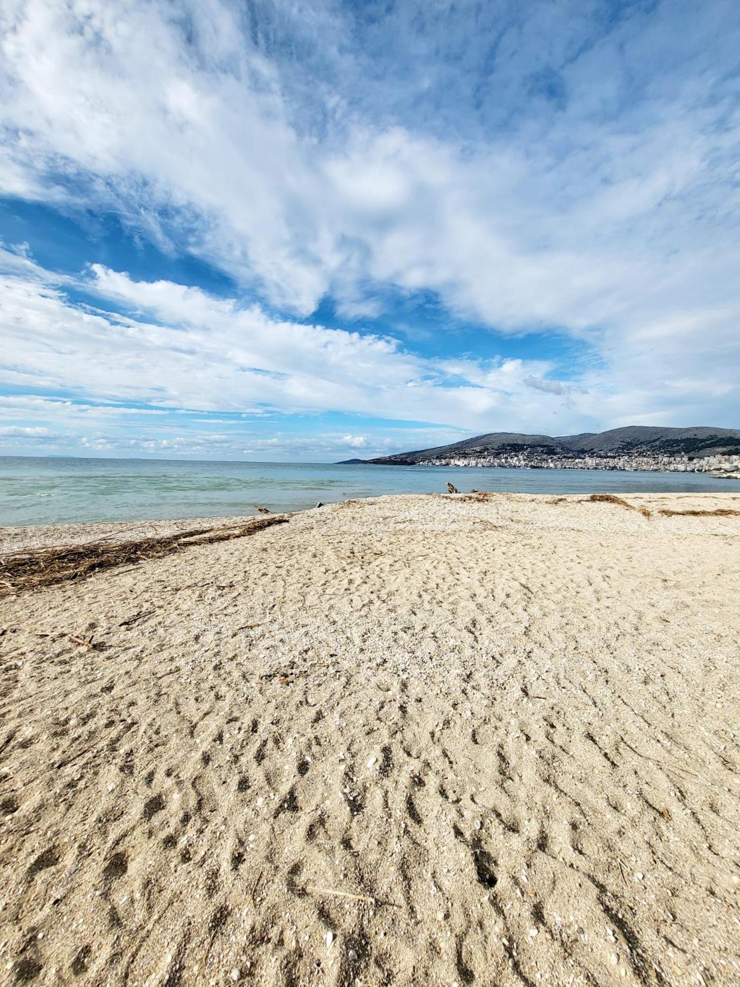 Onde Del Mare Apartment Sarandë Buitenkant foto