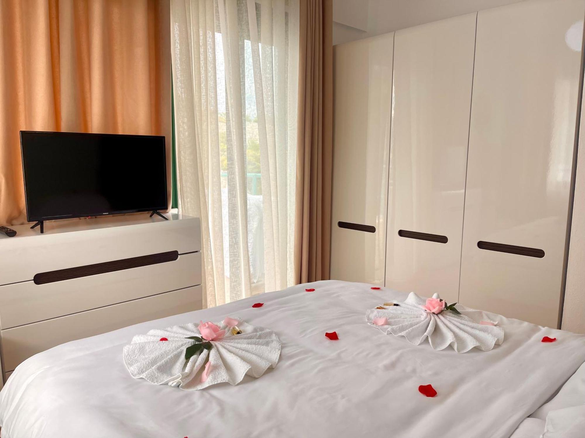 Onde Del Mare Apartment Sarandë Buitenkant foto